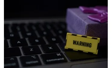 Fake-Shops erkennen: 8 Tipps für sicheres Online-Shopping 2026